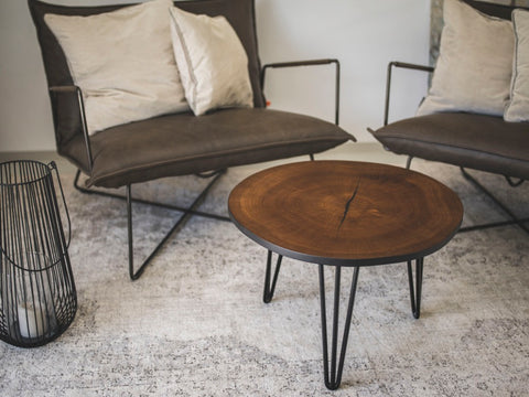 Hirnholzcouchtisch - Räuchereiche