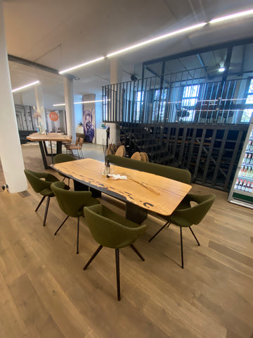 Esstisch Eiche_ A1077 inkl. Bank und Stühle